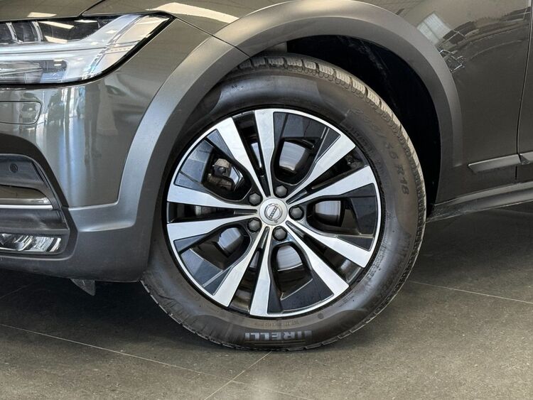 Volvo V90 D4 AWD AUTO foto 47