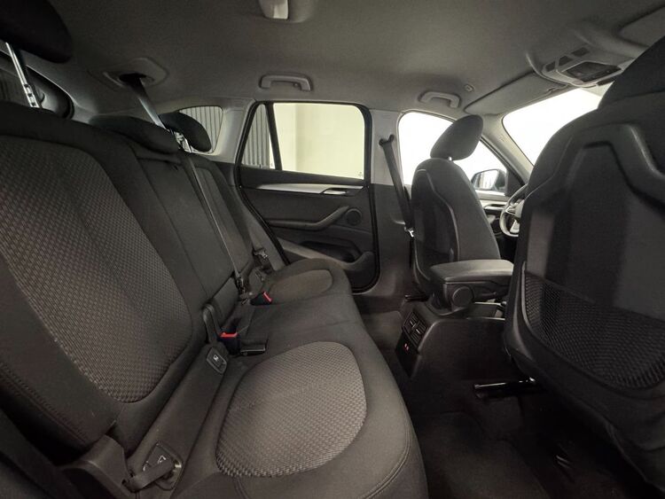 BMW X1 SDRIVE 18D foto 38