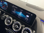 Mercedes GLA AMG miniatura 36