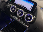 Mercedes GLA AMG miniatura 38