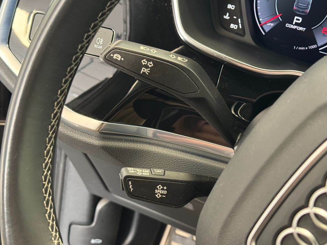 Audi Q3 SLINE BLACK LINE miniatura 22