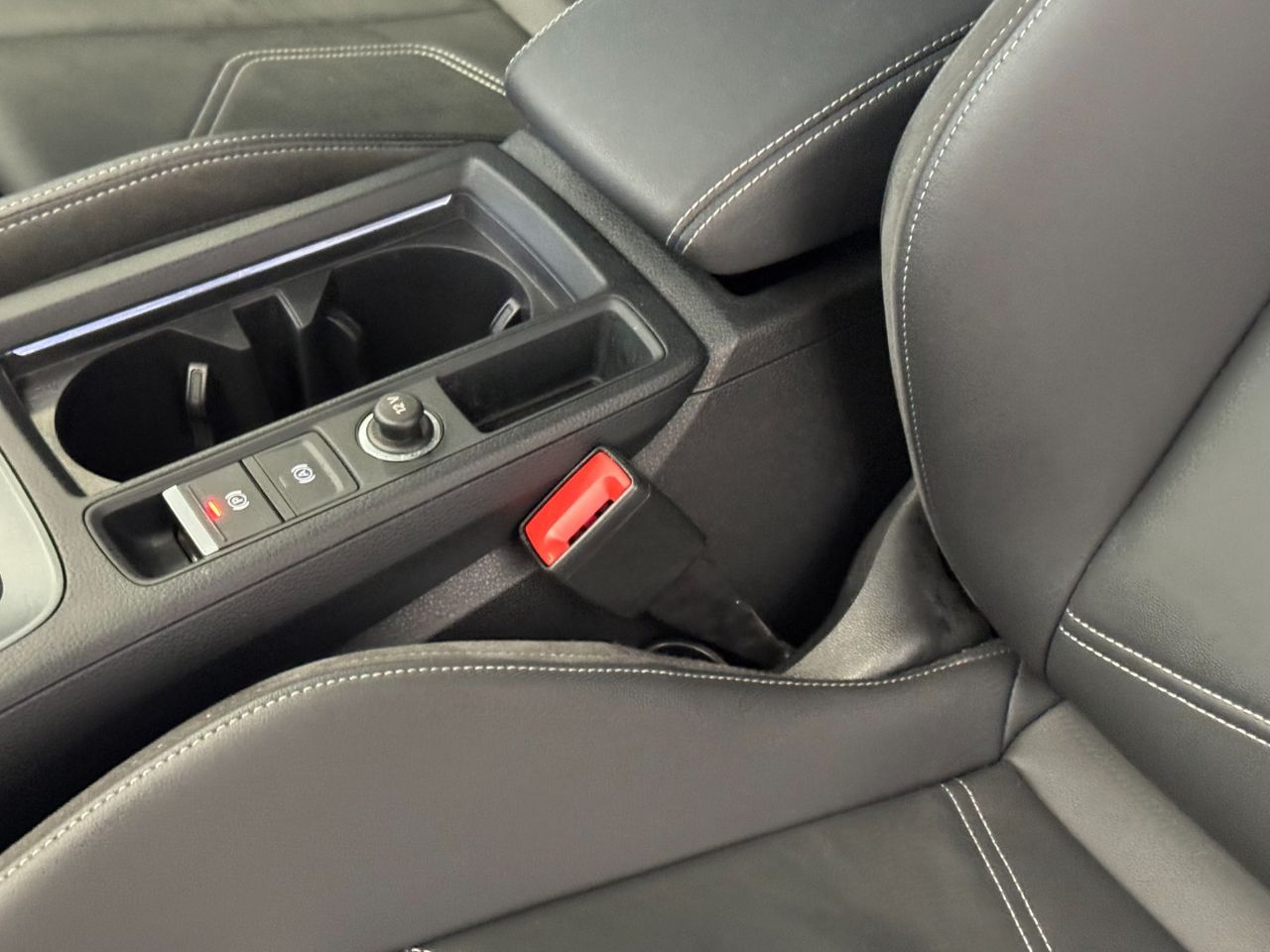 Audi Q3 SLINE BLACK LINE miniatura 26