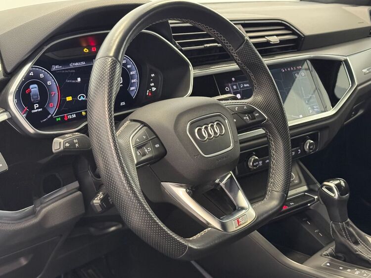 Audi Q3 SLINE BLACK LINE foto 21