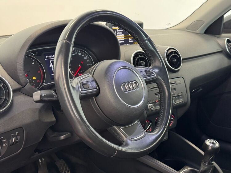 Audi A1 S LINE SPORTBACK foto 18