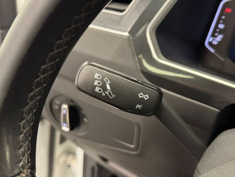 Volkswagen Tiguan R LINE foto 17