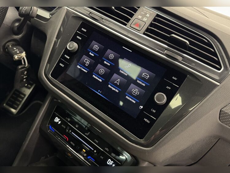 Volkswagen Tiguan R LINE foto 26