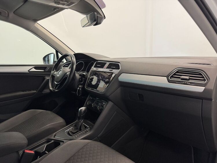 Volkswagen Tiguan ADVANCE foto 13