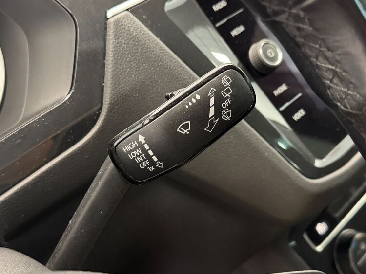 Volkswagen Tiguan ADVANCE foto 21