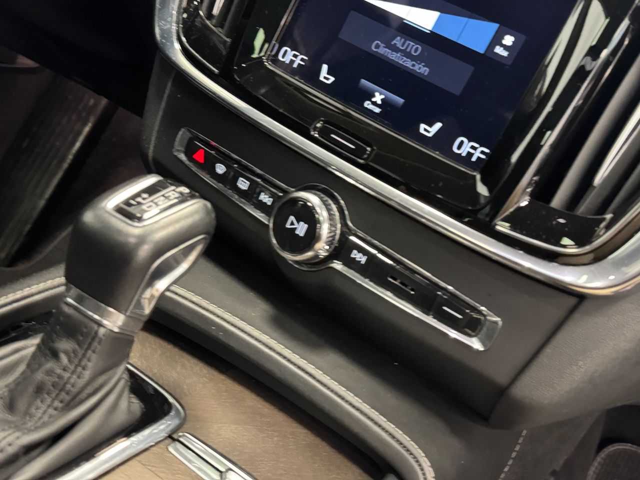 Volvo V90 CROSS COUNTRY foto 34