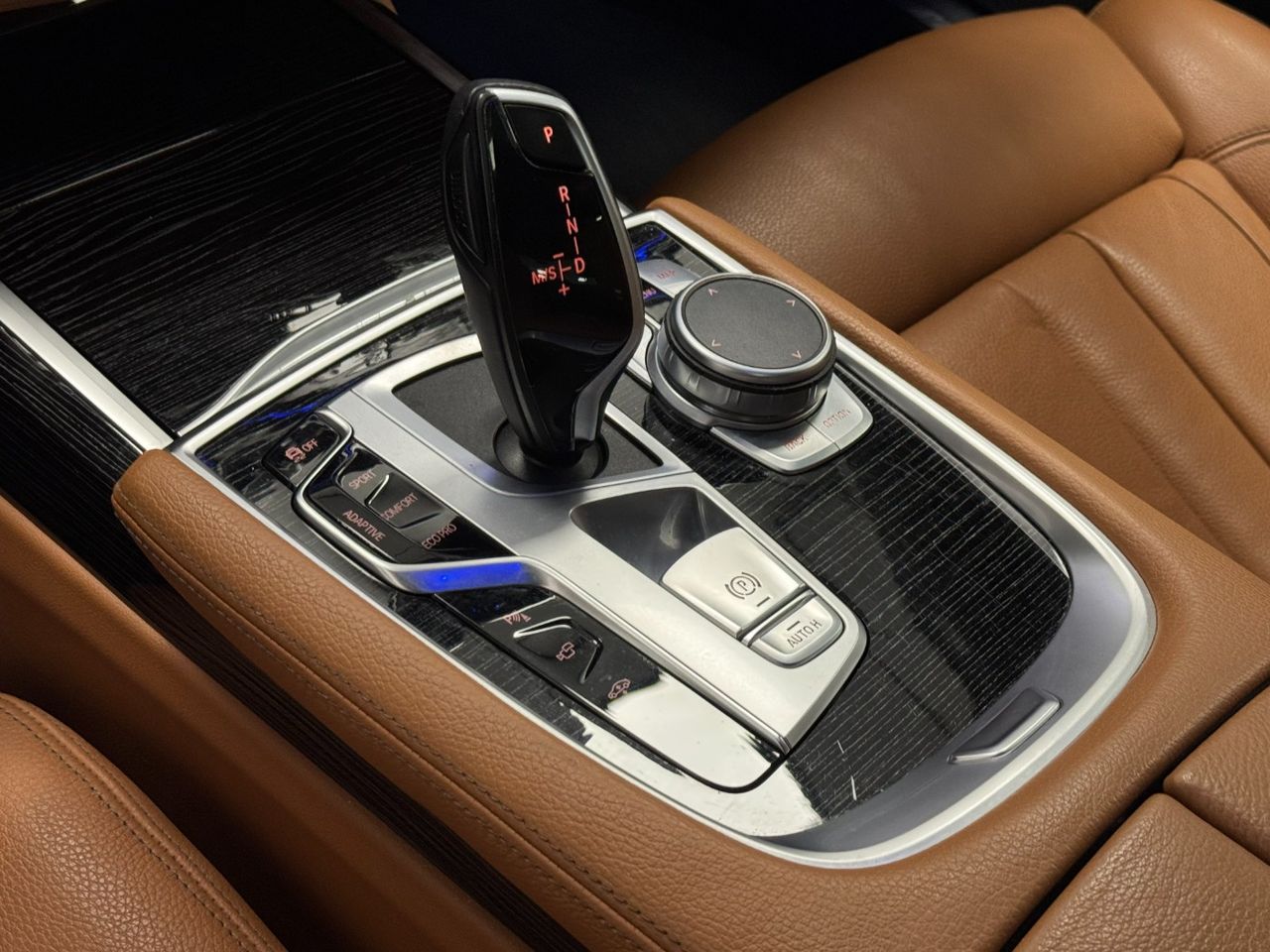 BMW Serie 7 XDRIVE 30D M foto 29