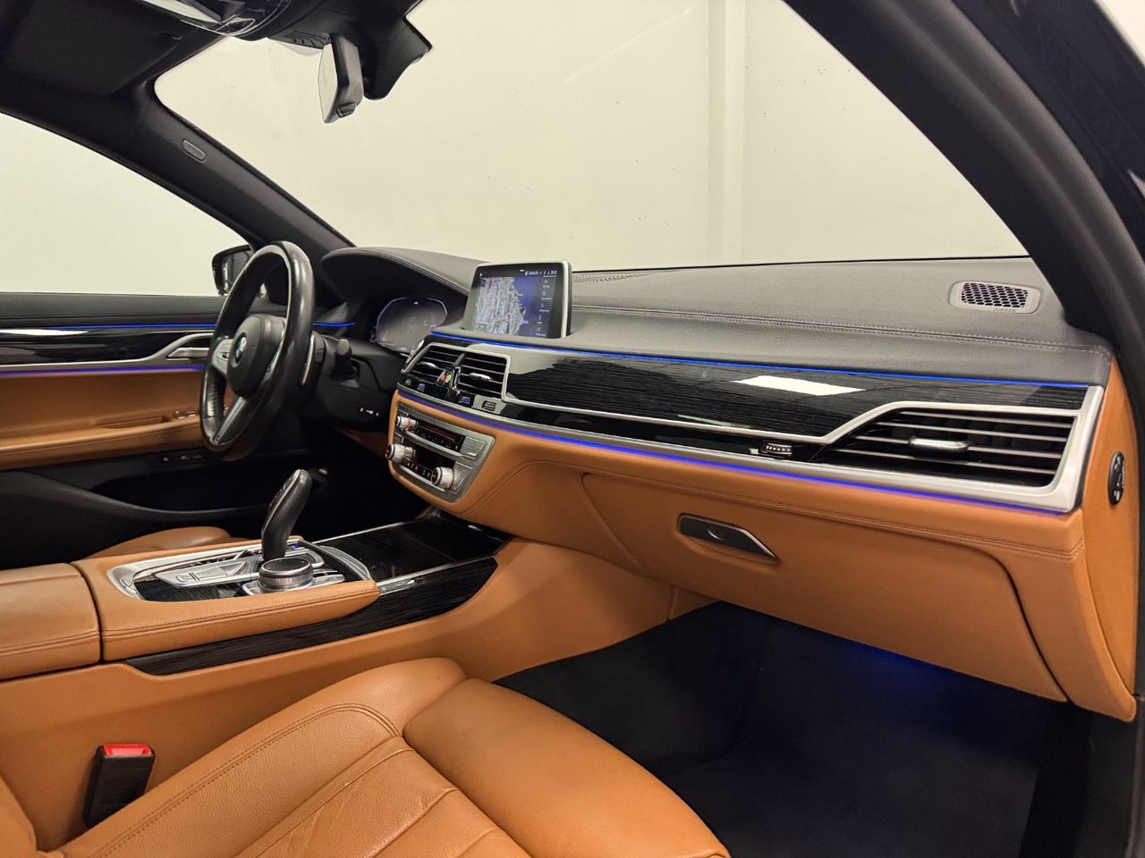 BMW Serie 7 XDRIVE 30D M foto 30