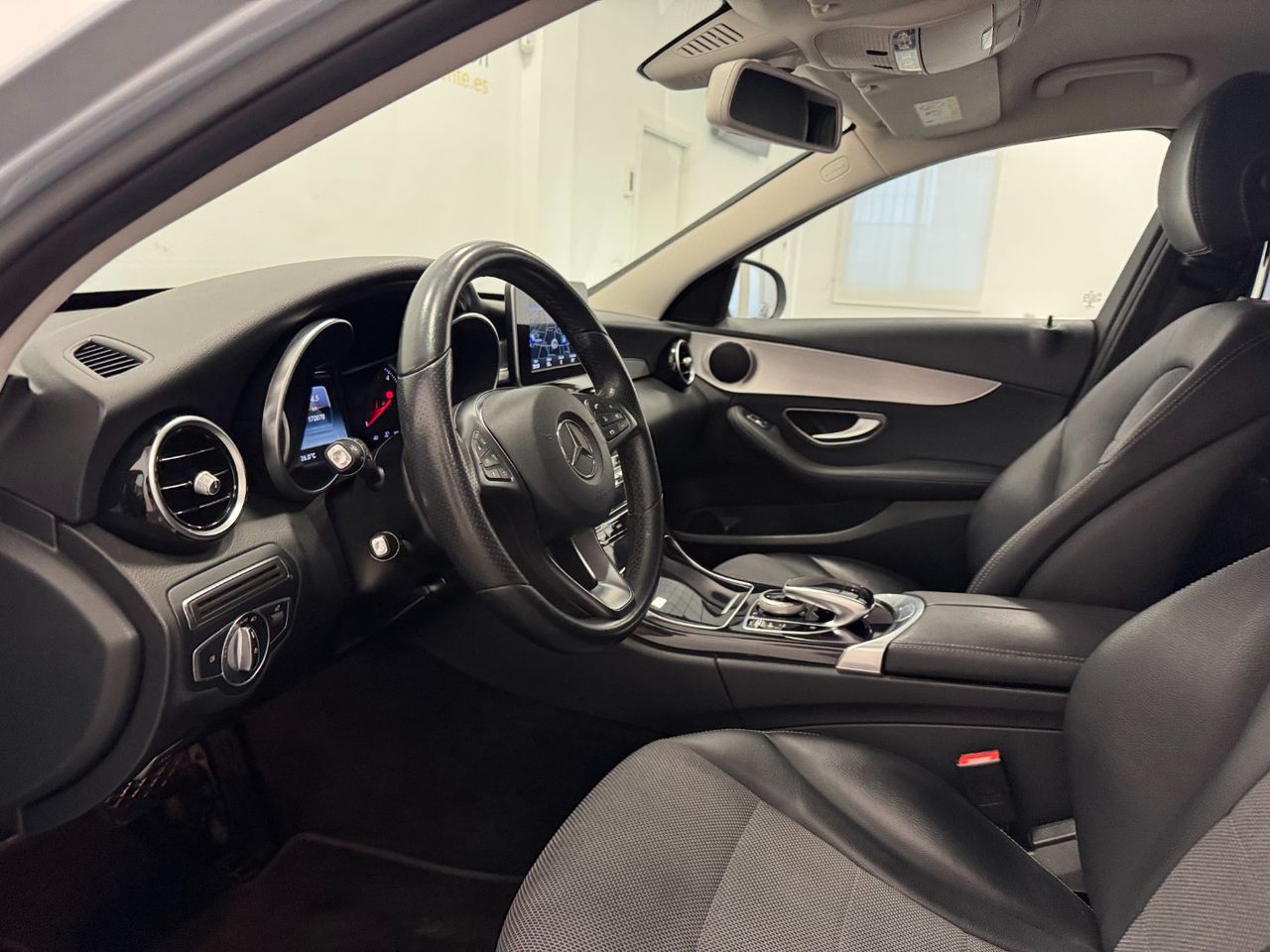 Mercedes Clase C AMG 220 foto 14