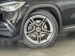 Mercedes GLA AMG miniatura 51