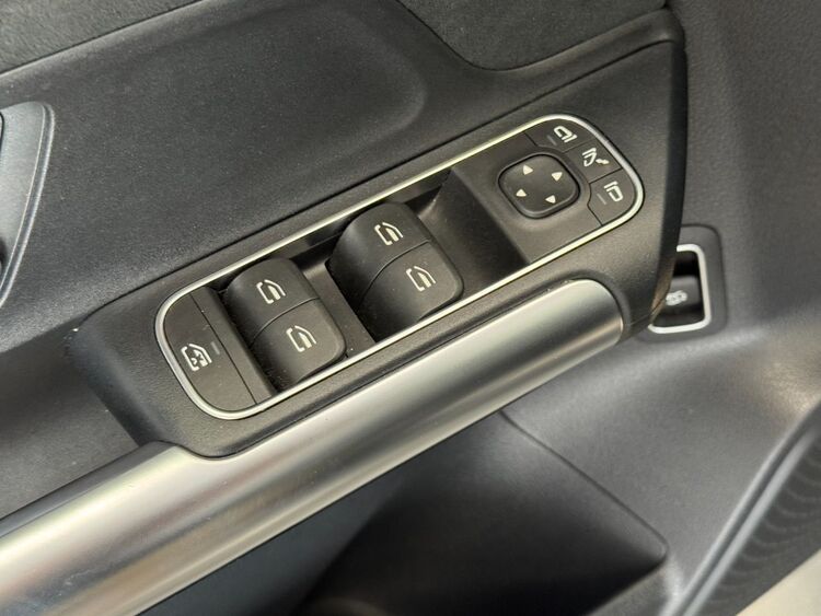 Mercedes GLA AMG foto 17