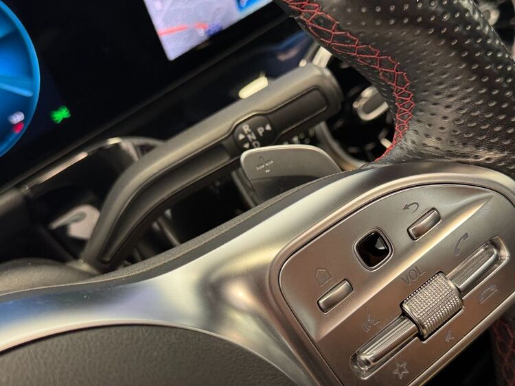 Mercedes GLA AMG foto 27