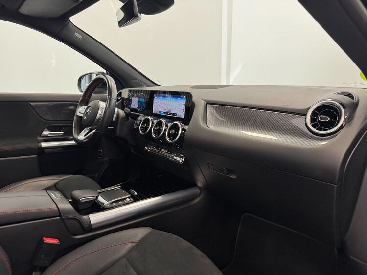 Mercedes GLA AMG foto 31