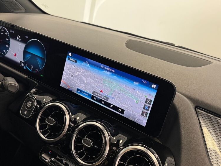 Mercedes GLA AMG foto 35