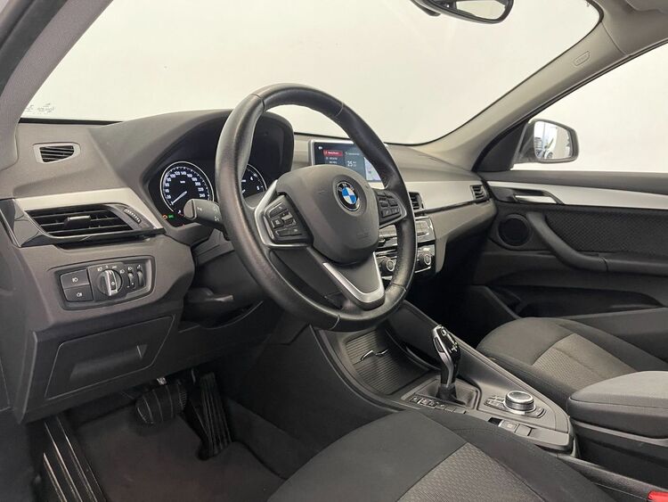 BMW X1 SDRIVE 18D foto 8