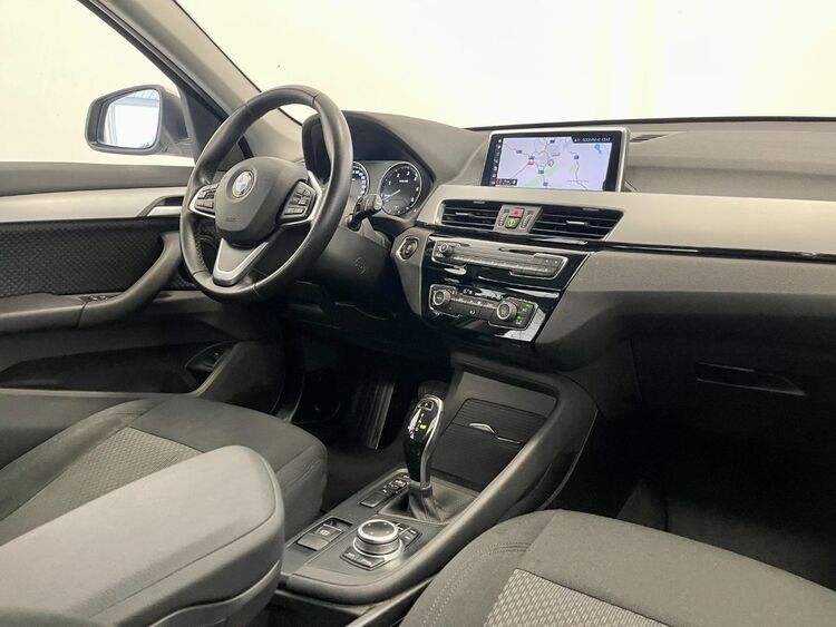 BMW X1 SDRIVE 18D foto 11