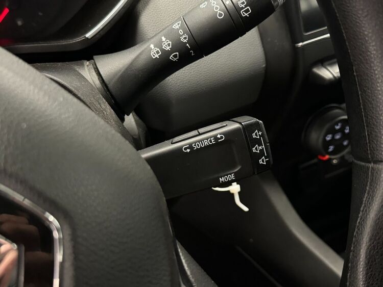 Renault Clio BUSINESS foto 18