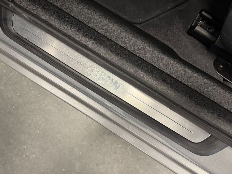 BMW Serie 3 TOURING foto 18