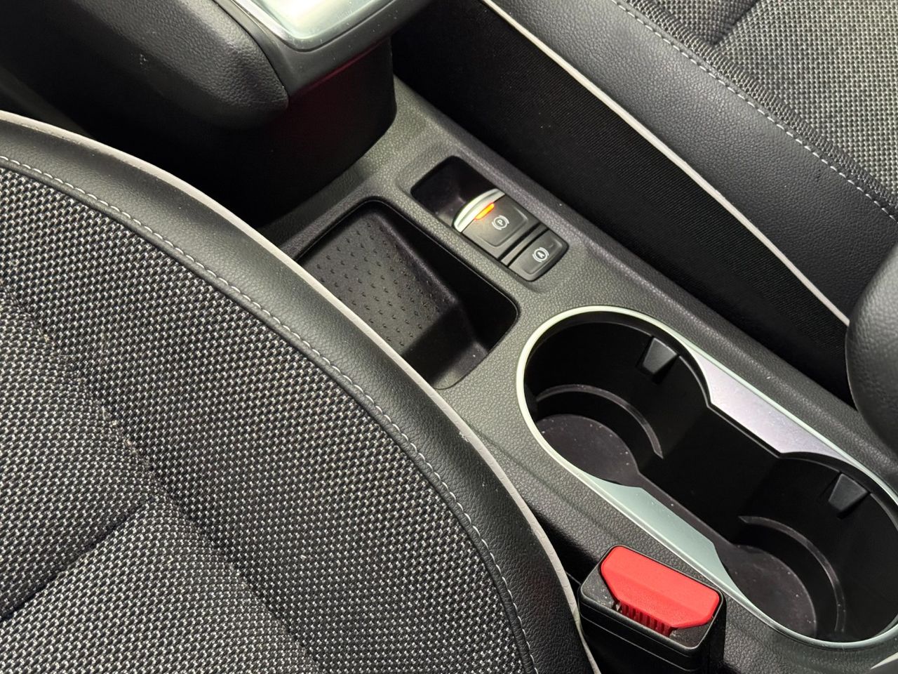 Renault Captur E TECH PLUG IN HYBRID miniatura 25
