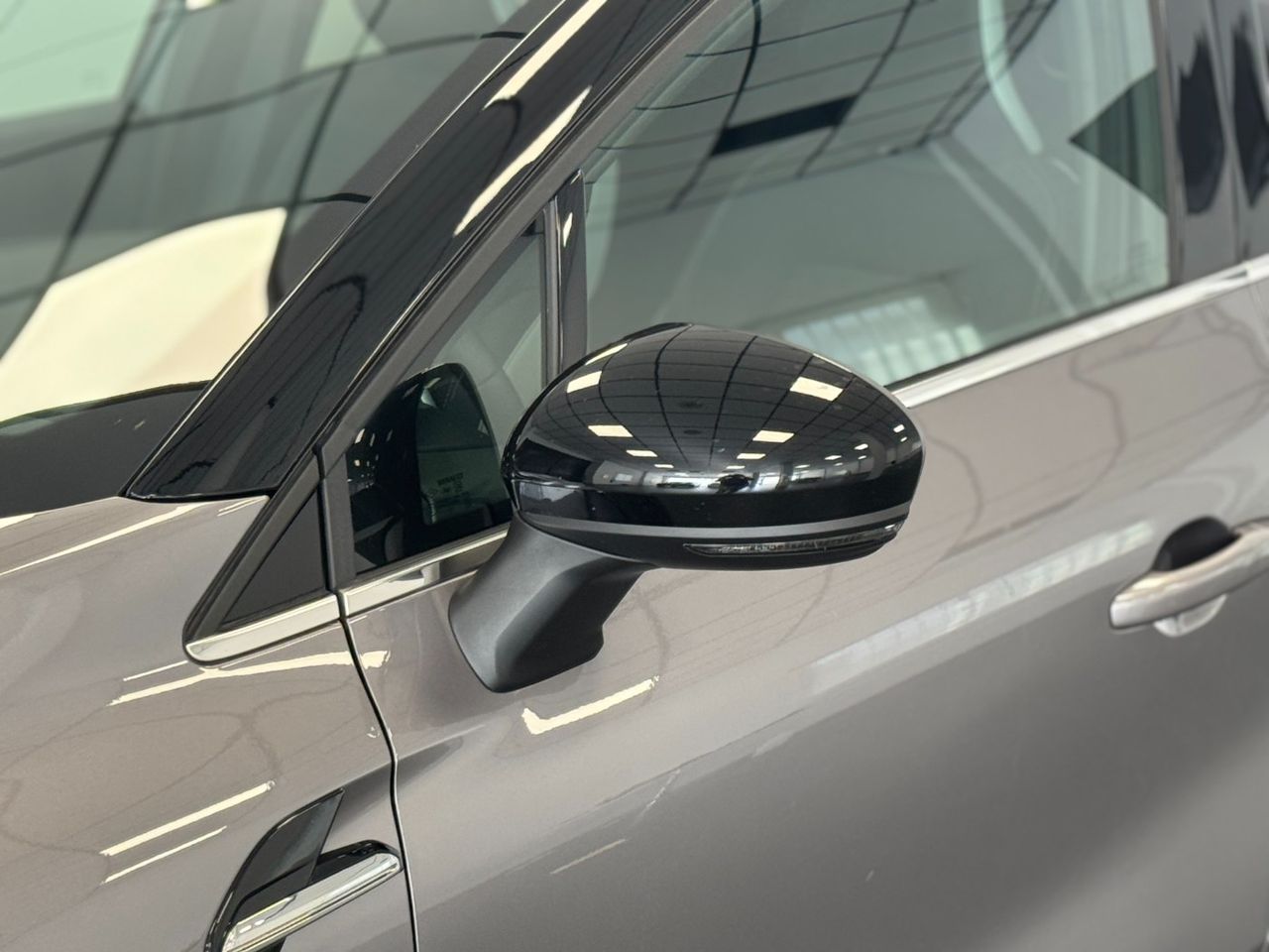 Renault Captur E TECH PLUG IN HYBRID foto 40