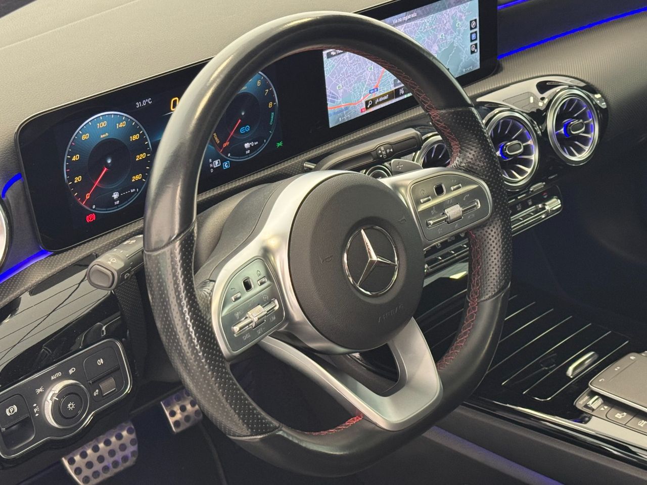Mercedes Clase A AMG miniatura 21
