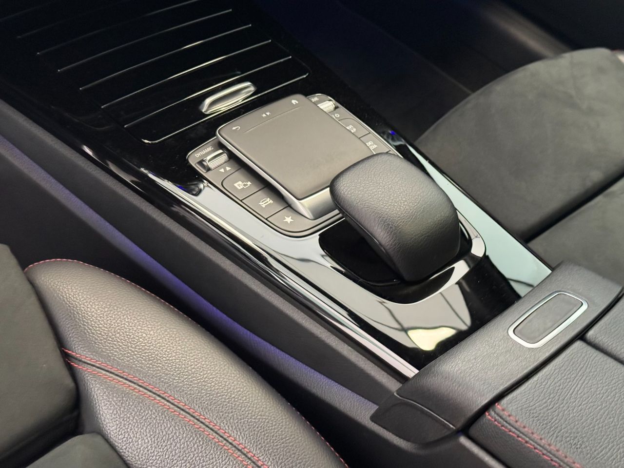 Mercedes Clase A AMG miniatura 28