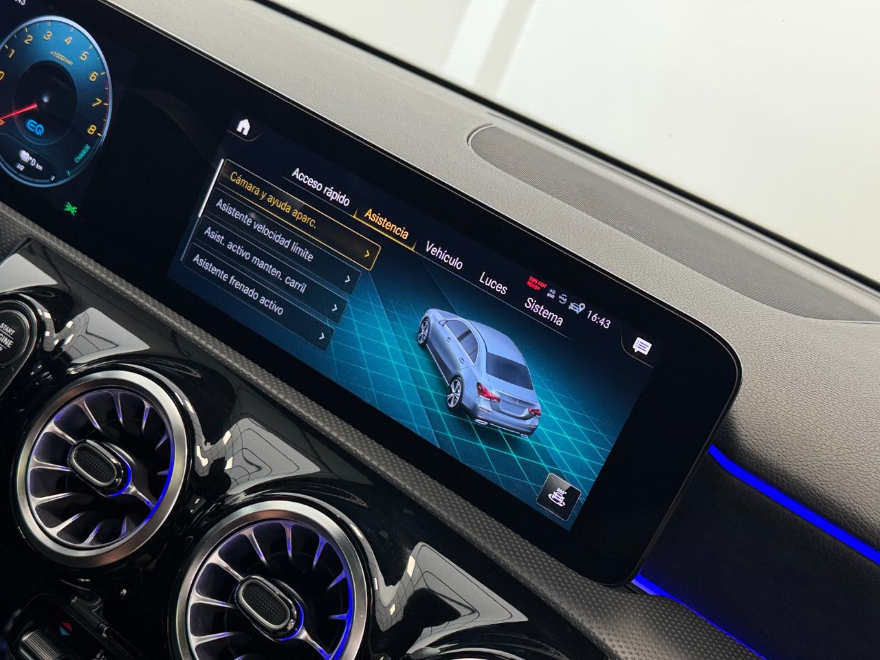 Mercedes Clase A AMG miniatura 44