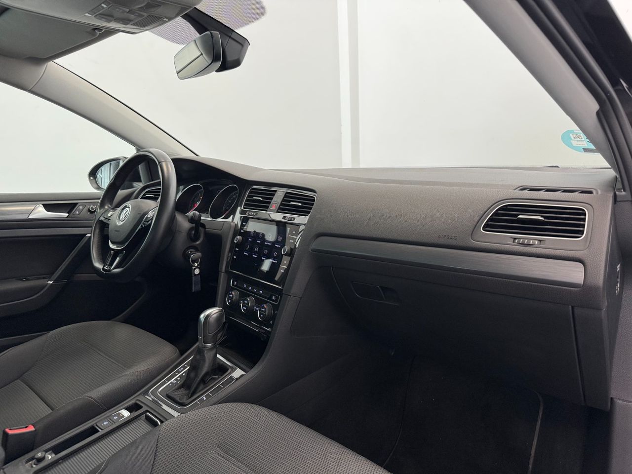 Volkswagen Golf ADVANCE miniatura 29