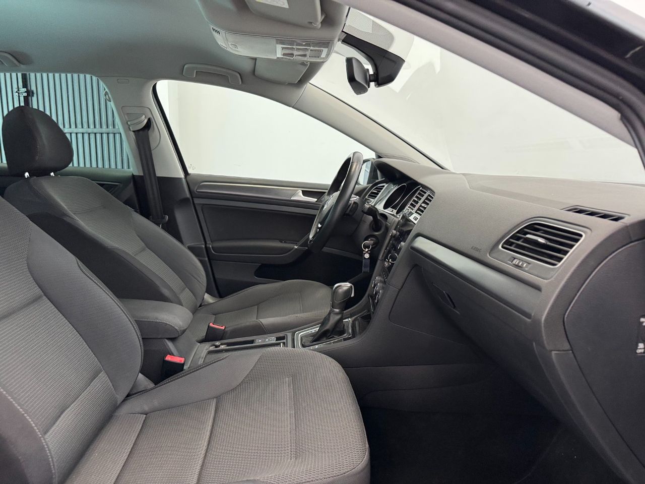 Volkswagen Golf ADVANCE miniatura 31