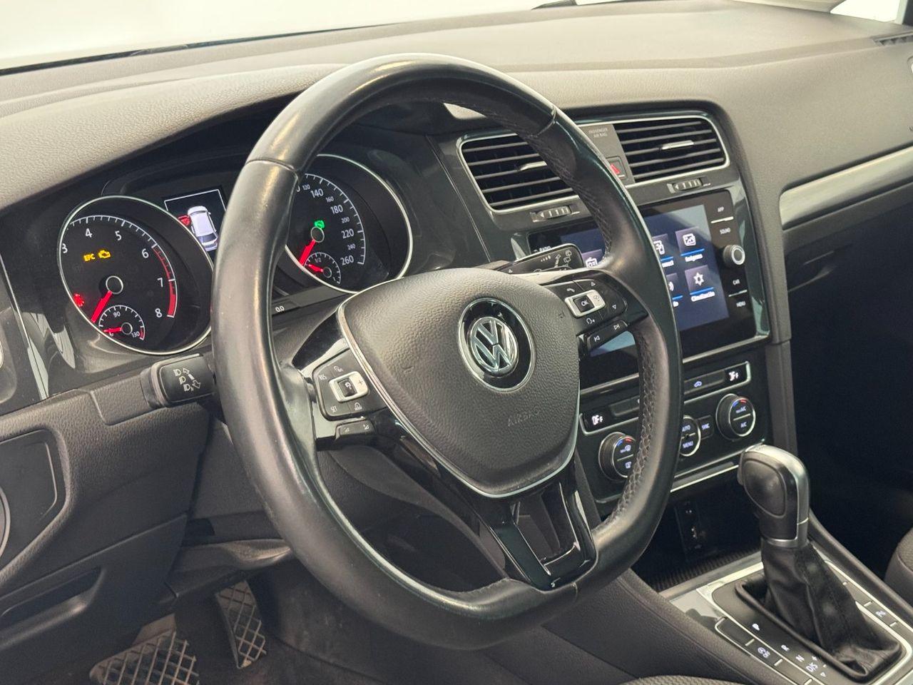 Volkswagen Golf ADVANCE foto 21