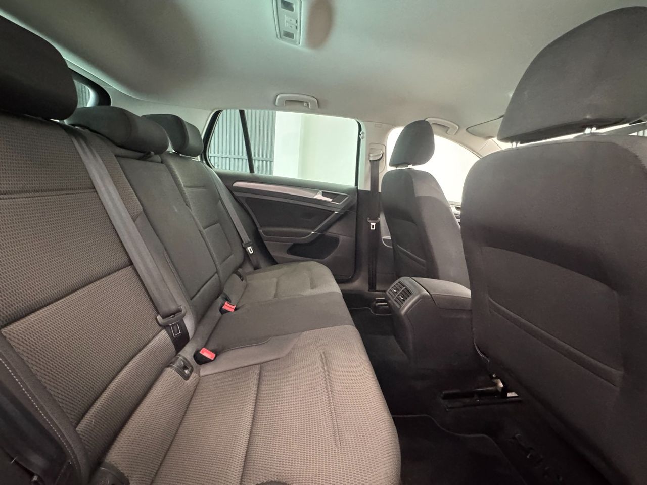 Volkswagen Golf ADVANCE foto 40