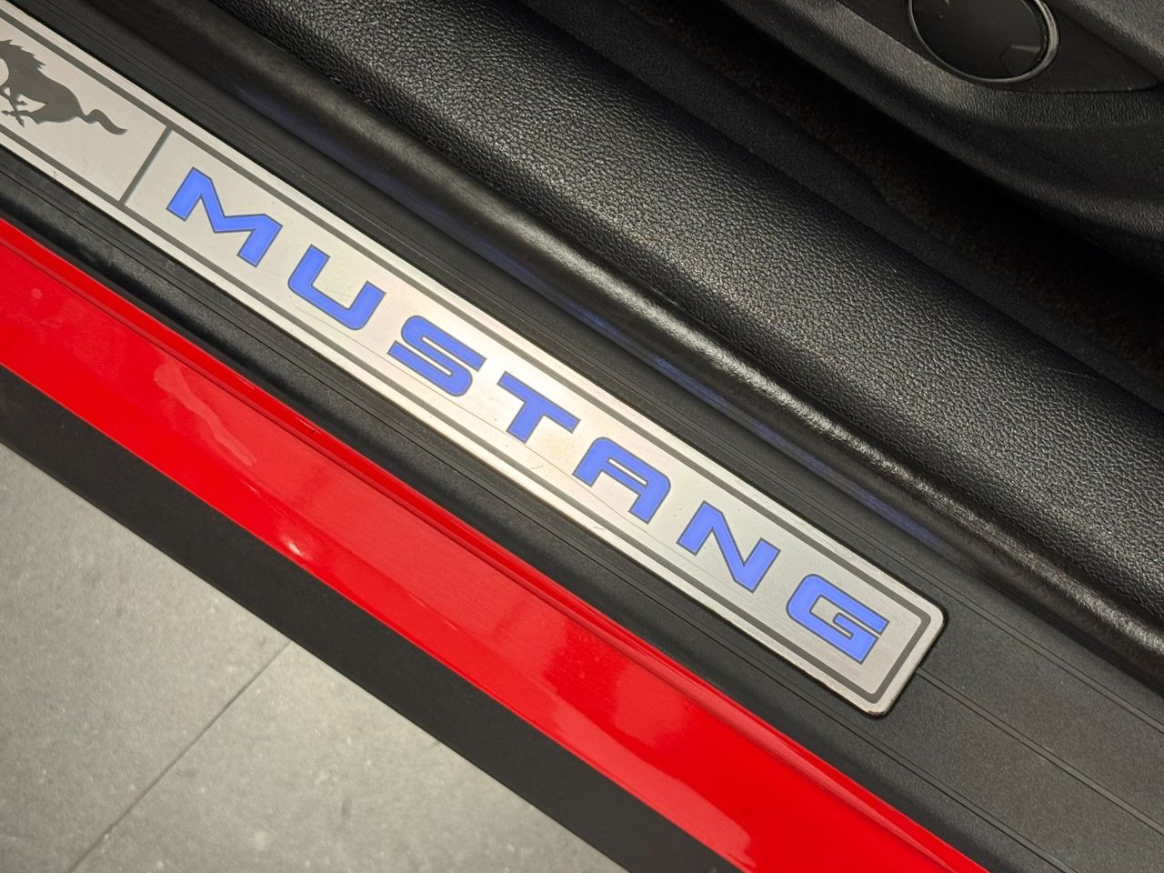 Ford Mustang GT miniatura 16