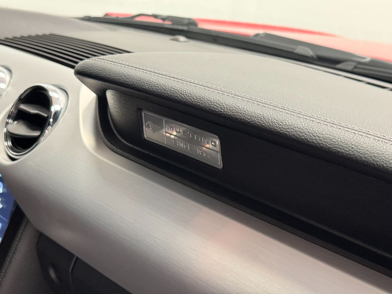 Ford Mustang GT miniatura 34