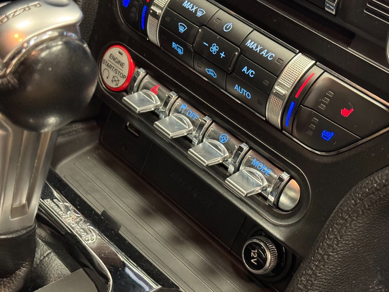 Ford Mustang GT miniatura 42