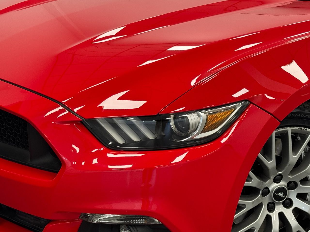 Ford Mustang GT miniatura 52