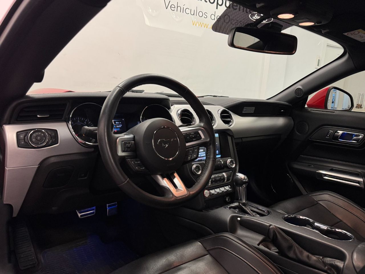 Ford Mustang GT miniatura 8