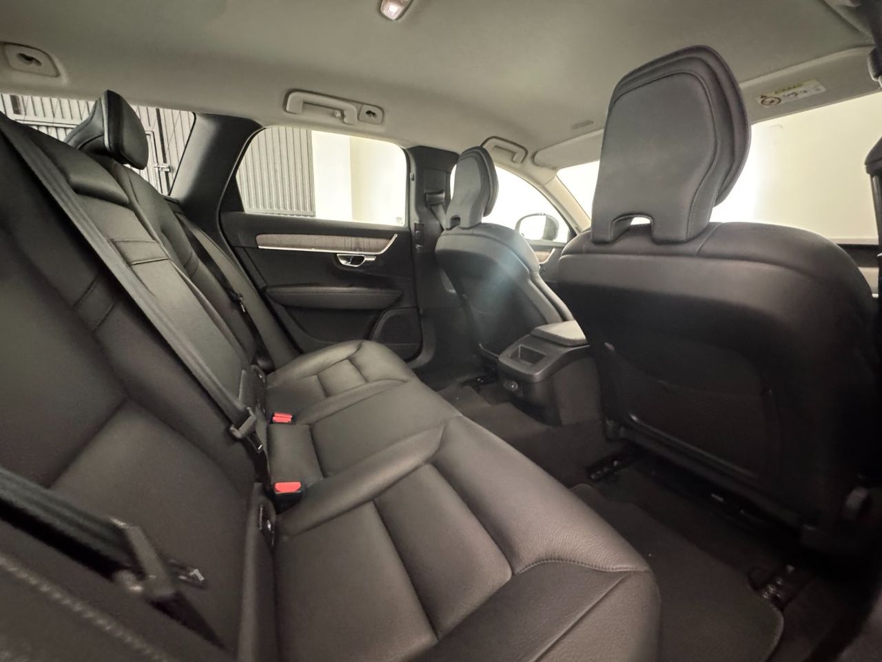 Volvo V90 CROSS COUNTRY miniatura 42