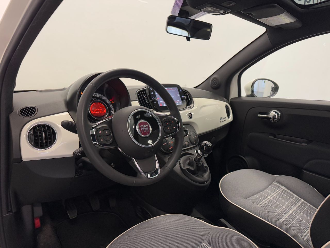 Fiat 500 LOUNGE foto 12