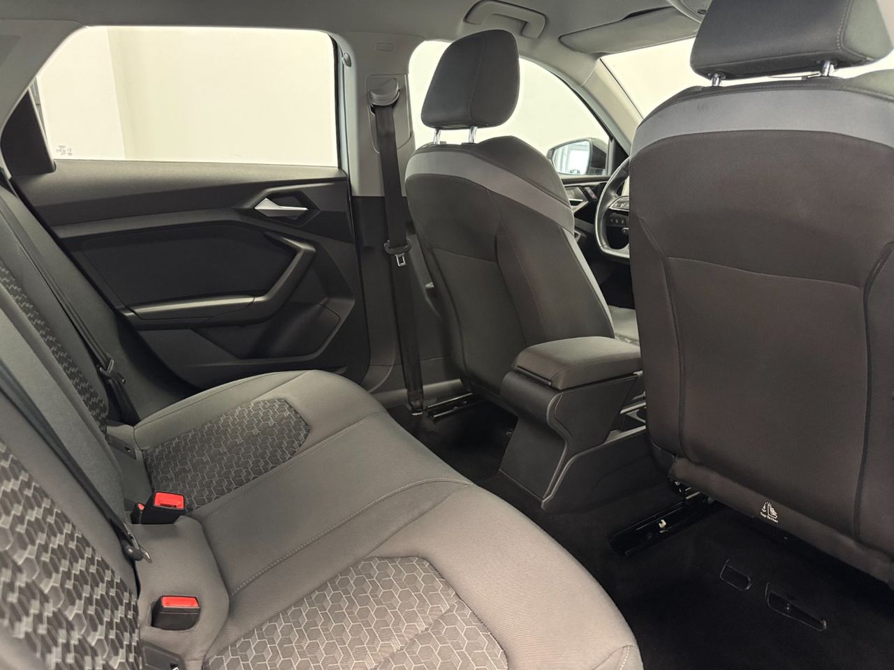 Audi A1 SPORTBACK S LINE miniatura 44