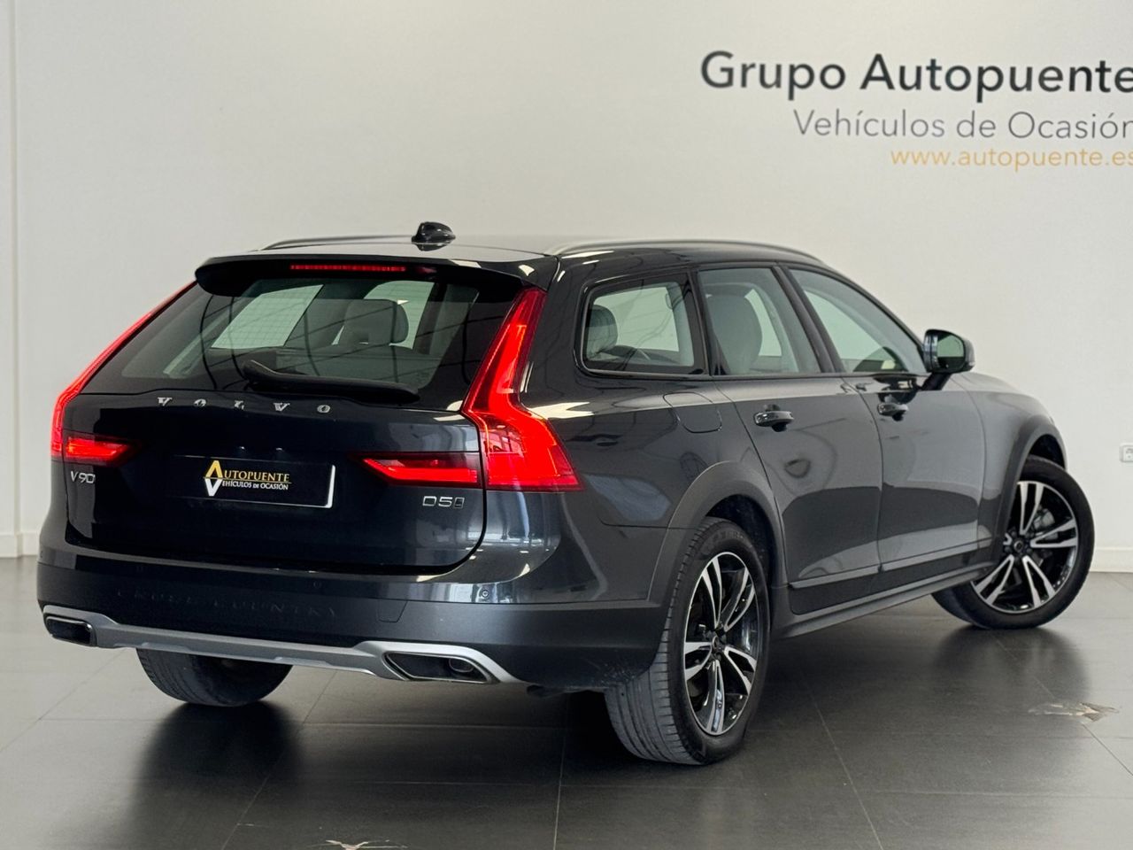 Volvo V90 D5 foto 4