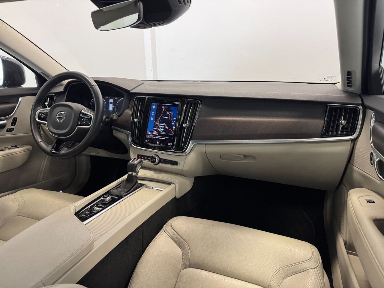 Volvo V90 D5 foto 11
