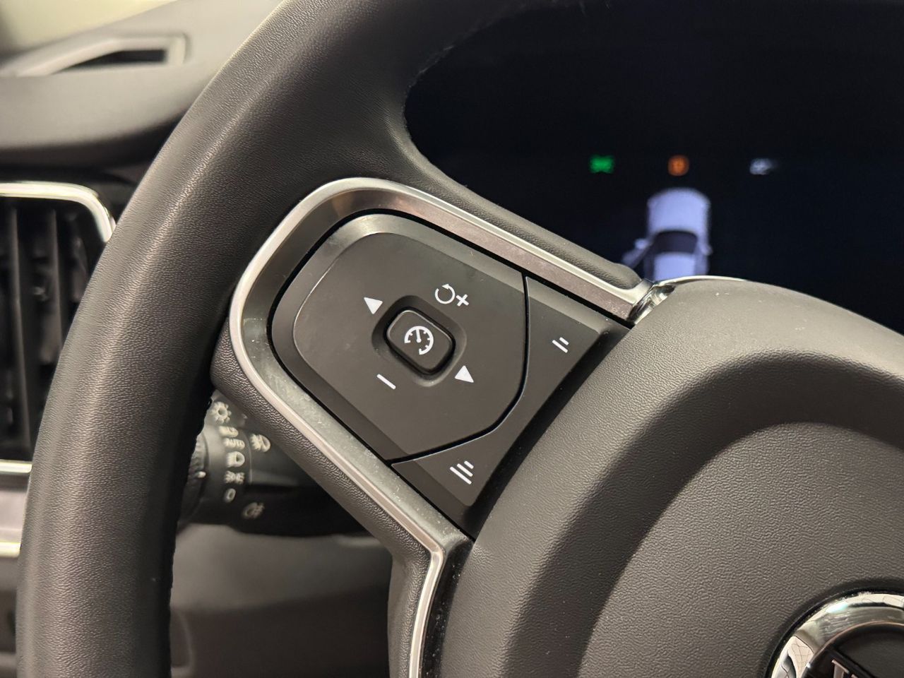 Volvo V60 CORE AUTO miniatura 23