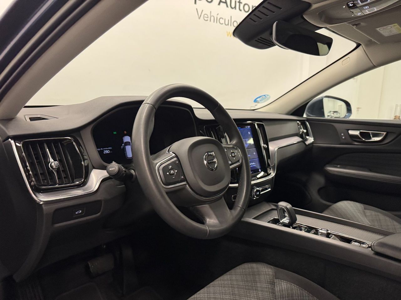 Volvo V60 CORE AUTO foto 14