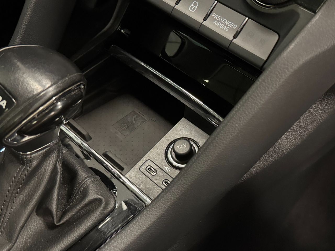 Skoda Karoq STYLE miniatura 38