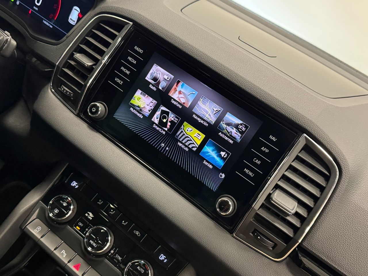 Skoda Karoq STYLE foto 33