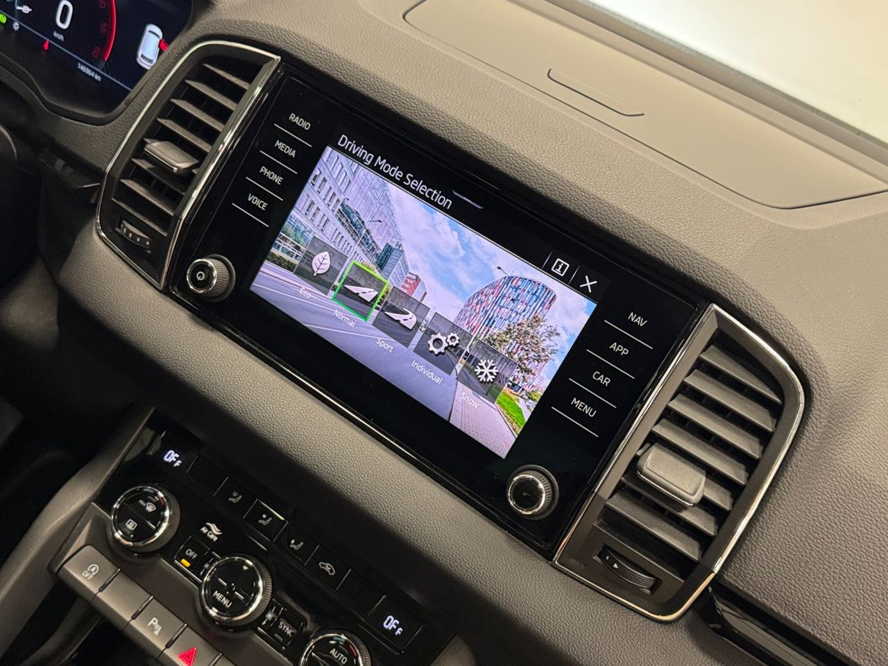 Skoda Karoq STYLE foto 34