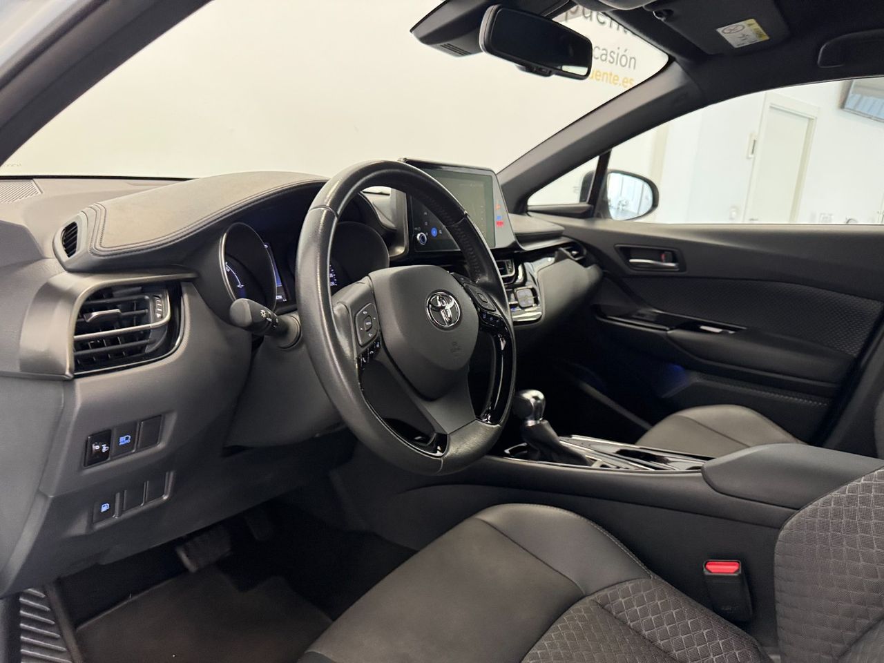 Toyota C-HR ADVANCE miniatura 13